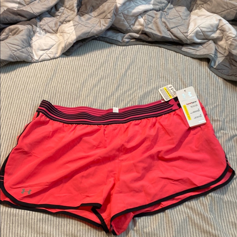Under Armour Heat Gear Women's XL Athletic Shorts